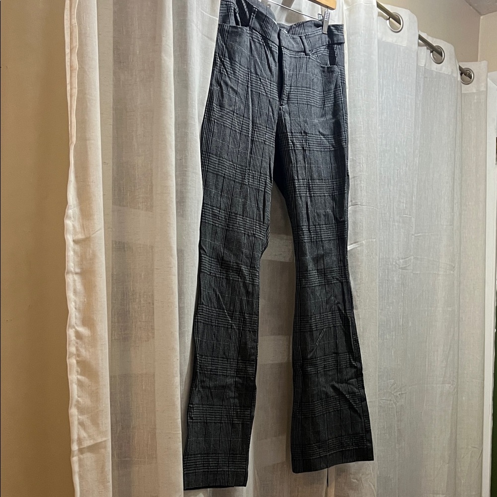 Old Navy Gray Plaid Trousers
